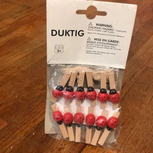IKEA Close Pins Strings